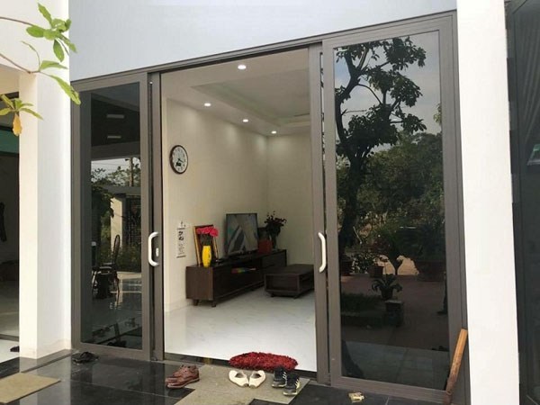 cửa nhôm xing fa mở trượt