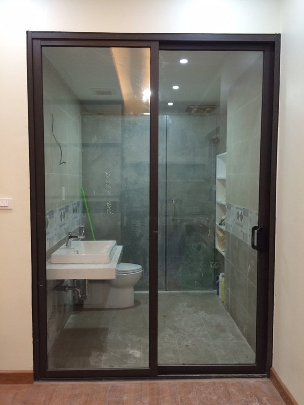cửa nhôm xingfa nha vệ sinh