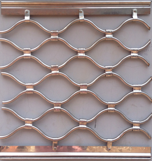 Cửa cuốn lưới mắc võng inox Cửa cuốn lưới mắc võng inox